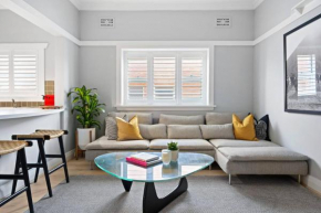 'Slate Serenade' A Cosy Bondi Beachside Getaway, Sydney